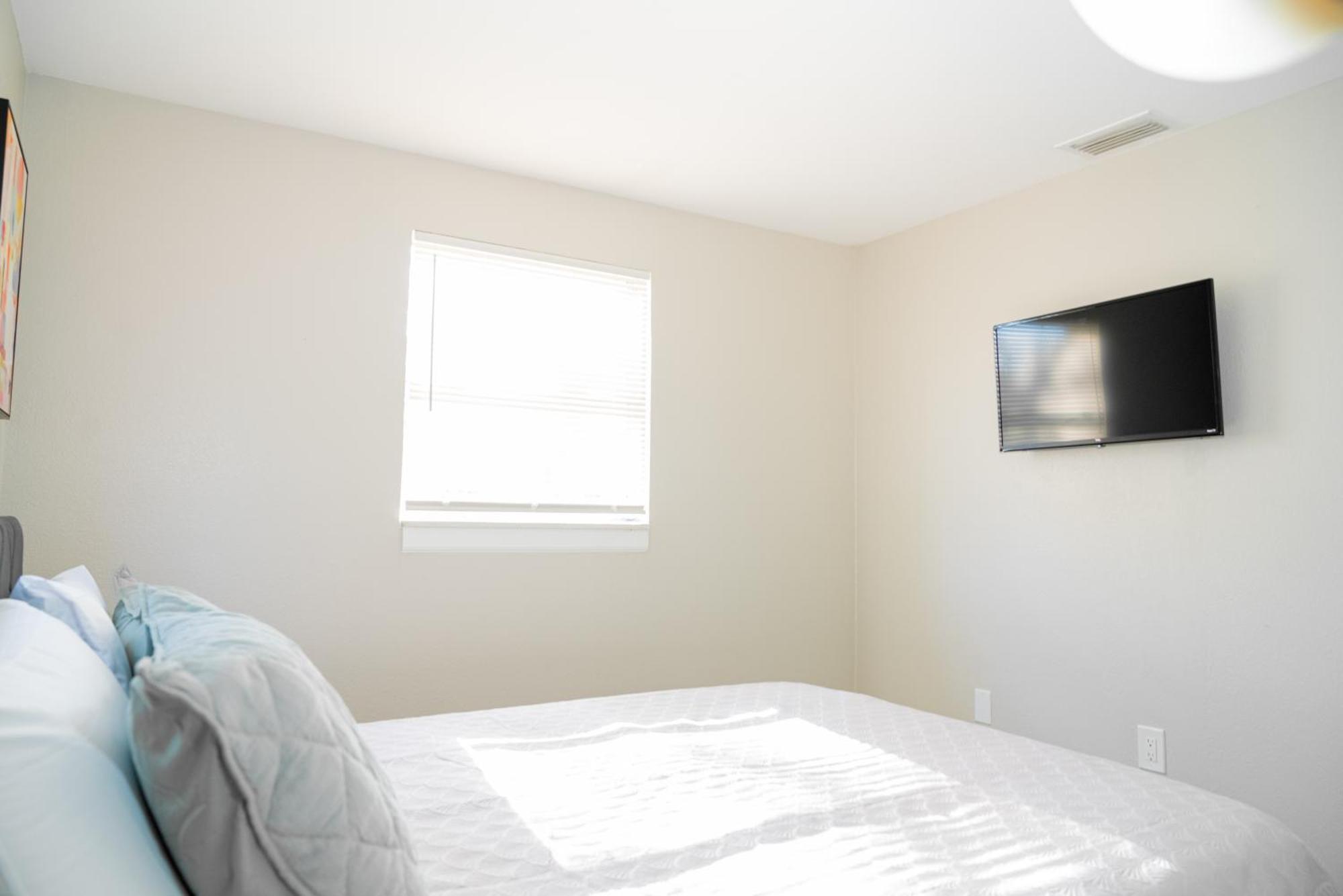 University Serenity Suites تامبا المظهر الخارجي الصورة
