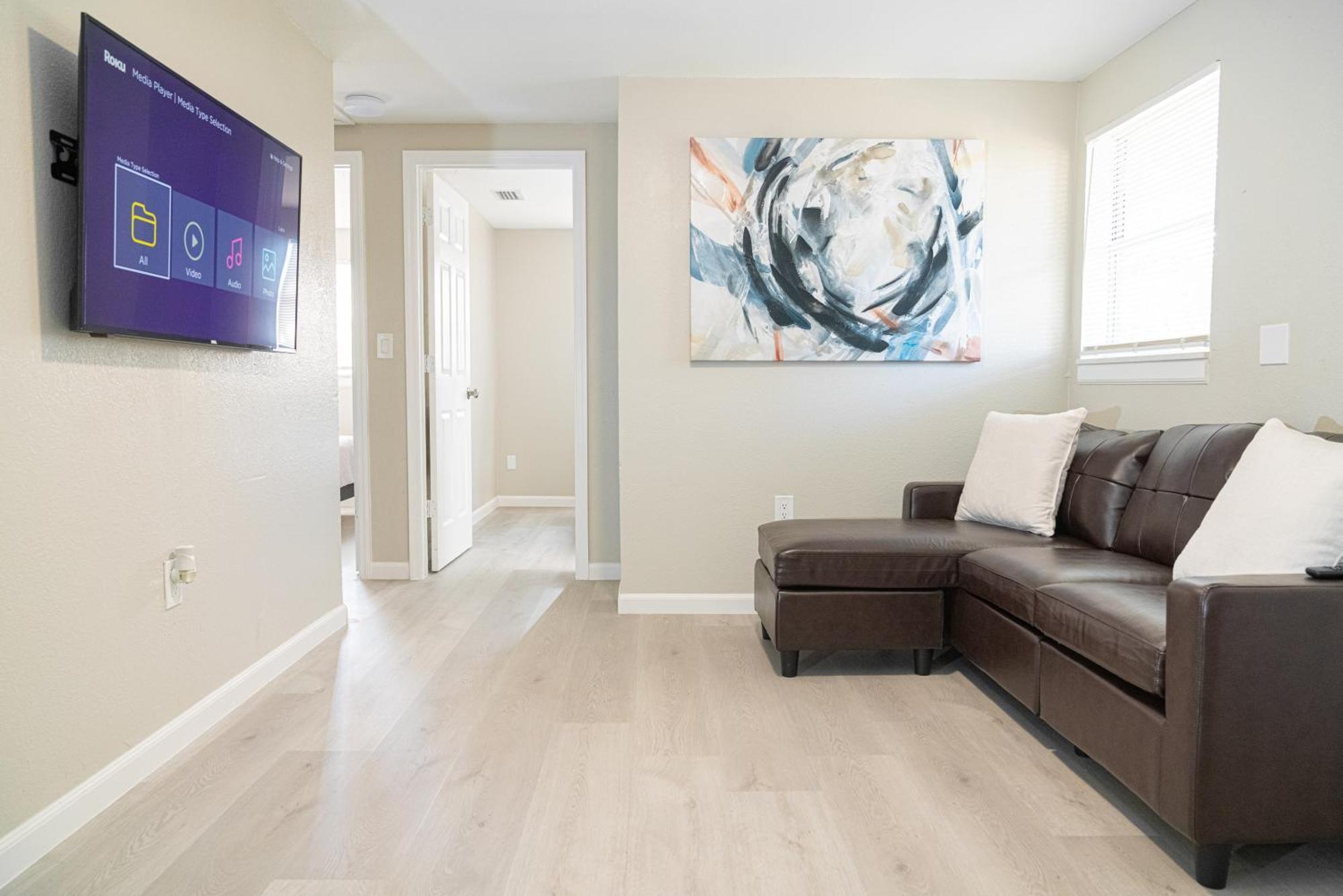 University Serenity Suites تامبا المظهر الخارجي الصورة
